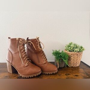 Cognac Lace-Up Ankle Boots | Lug Sole | Block Heel | Side Zip | Size 9